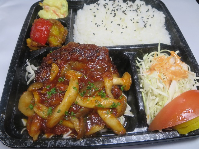 高知県高知市で洋食を食べるなら、イタリアンレストラン「アミーゴ」へ。デリバリー(宅配)や持ち帰り、飲み放題のコースやパーティープランも。