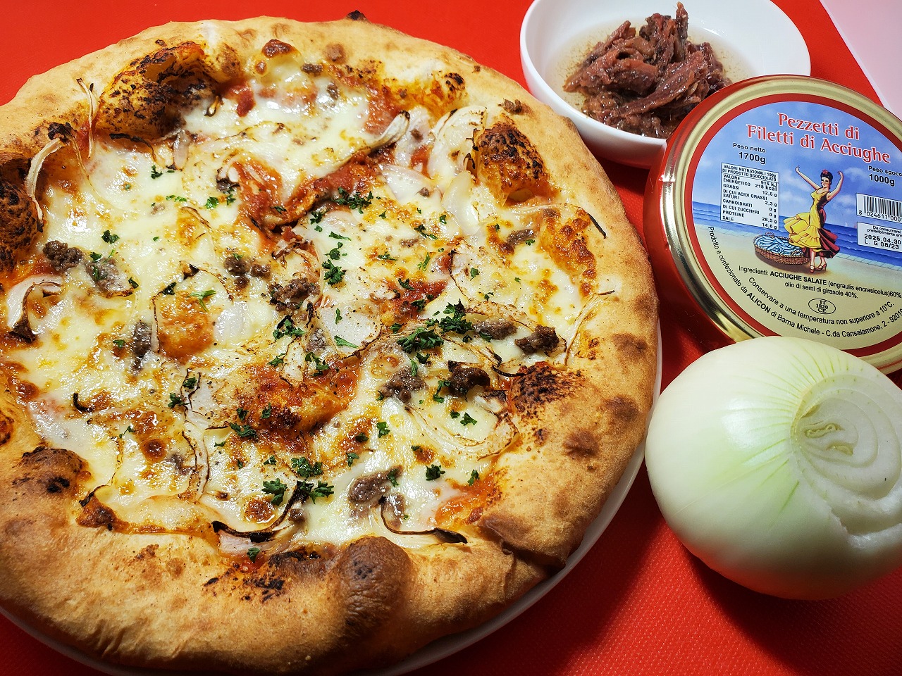高知県高知市で洋食を食べるなら、イタリアンレストラン「アミーゴ」へ。デリバリー(宅配)や持ち帰り、飲み放題のコースやパーティープランも。