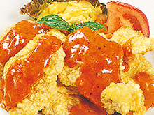高知県高知市で洋食を食べるなら、イタリアンレストラン「アミーゴ」へ。デリバリー(宅配)や持ち帰り、飲み放題のコースやパーティープランも。