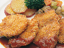 高知県高知市で洋食を食べるなら、イタリアンレストラン「アミーゴ」へ。デリバリー(宅配)や持ち帰り、飲み放題のコースやパーティープランも。