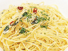 高知県高知市で洋食を食べるなら、イタリアンレストラン「アミーゴ」へ。デリバリー(宅配)や持ち帰り、飲み放題のコースやパーティープランも。