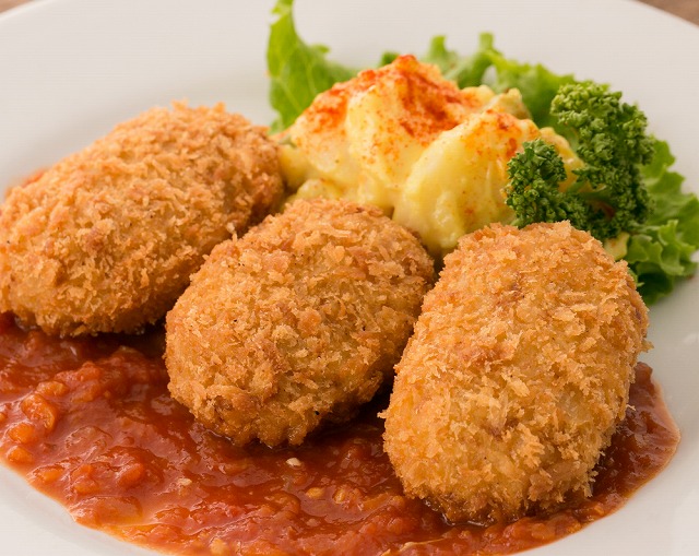 高知県高知市で洋食を食べるなら、イタリアンレストラン「アミーゴ」へ。デリバリー(宅配)や持ち帰り、飲み放題のコースやパーティープランも。