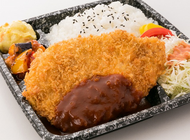 高知県高知市で洋食を食べるなら、イタリアンレストラン「アミーゴ」へ。デリバリー(宅配)や持ち帰り、飲み放題のコースやパーティープランも。